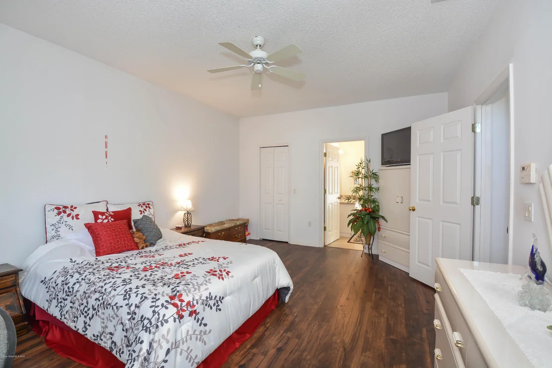 Photo of 725 Falls Creek Drive