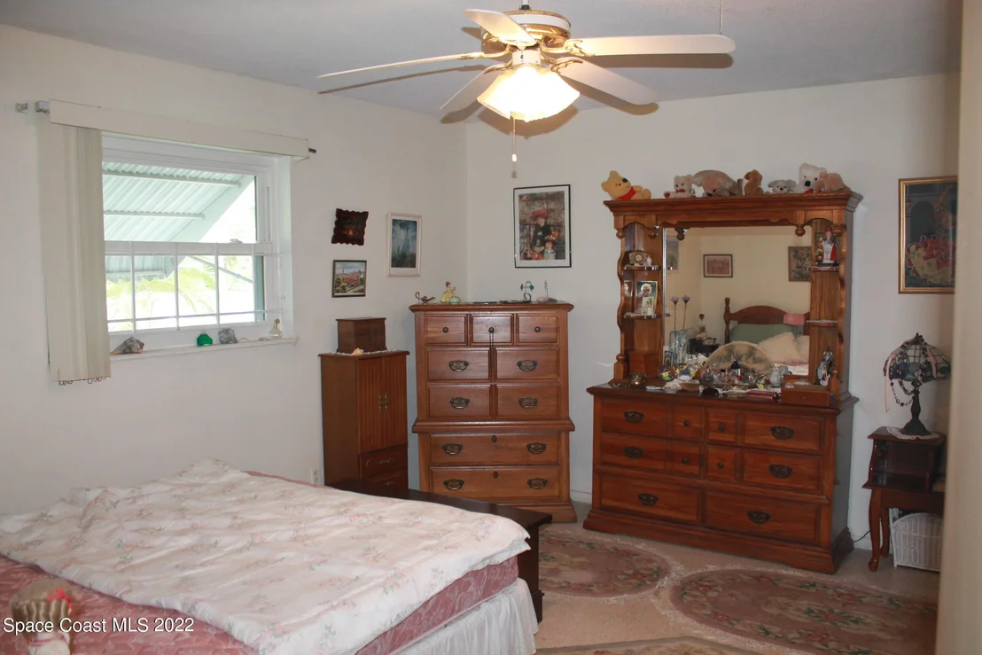 Photo of 721 Ixora Drive
