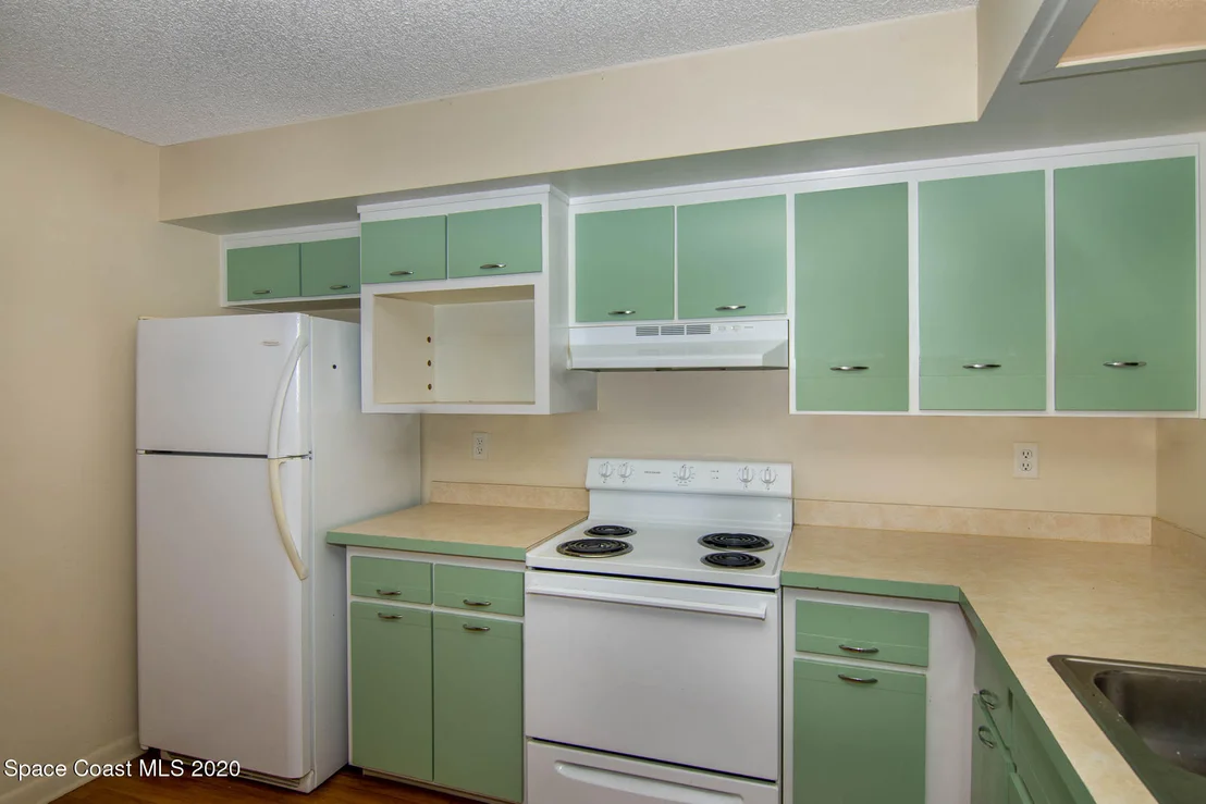 Photo of Unit 40 at 1882 Murrell Road