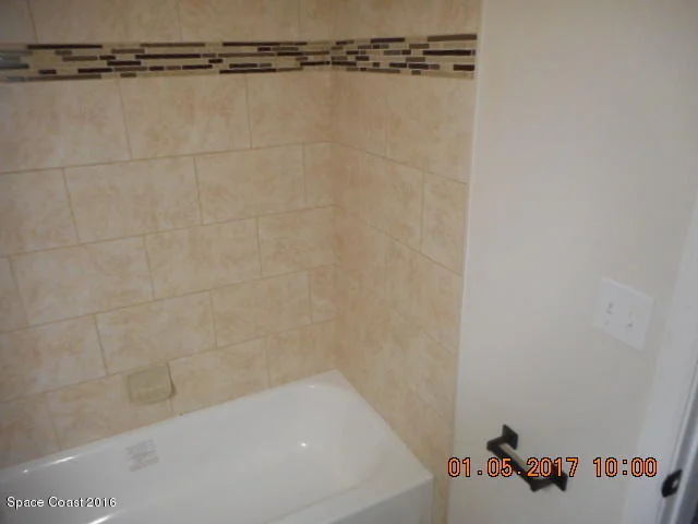 Photo of 5390 Holden Road