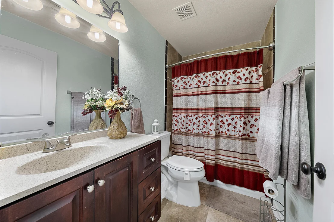 Photo of 1054 Pinetree Drive