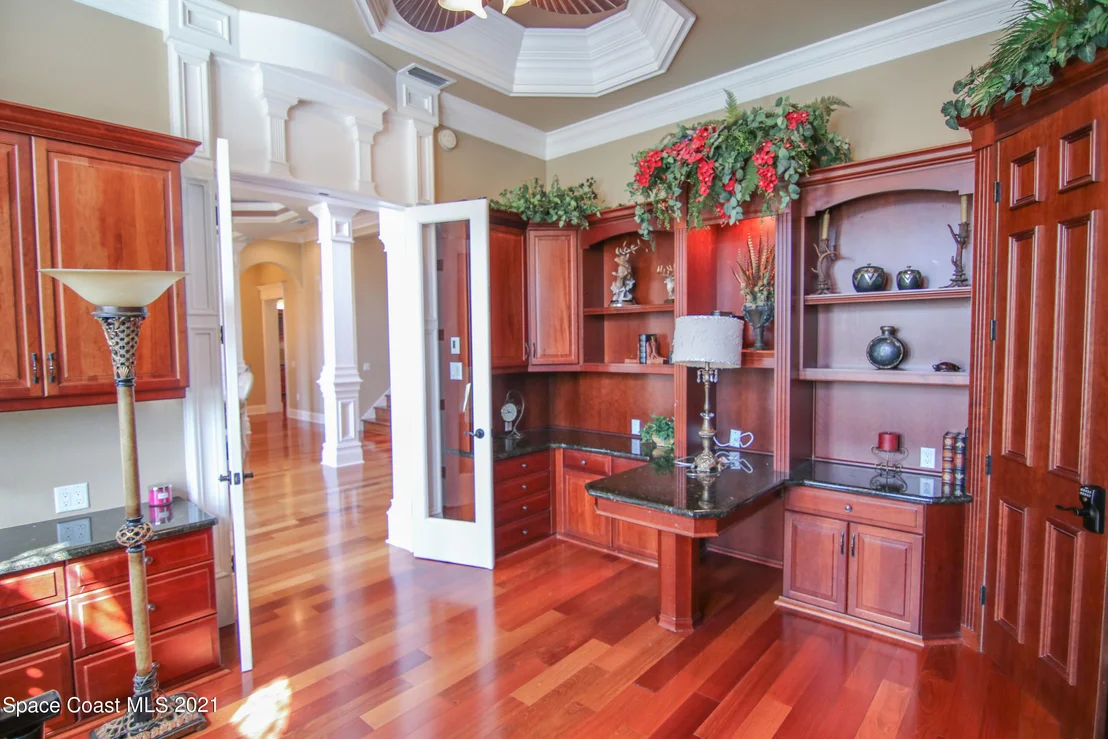 Photo of 228 Mclean Point