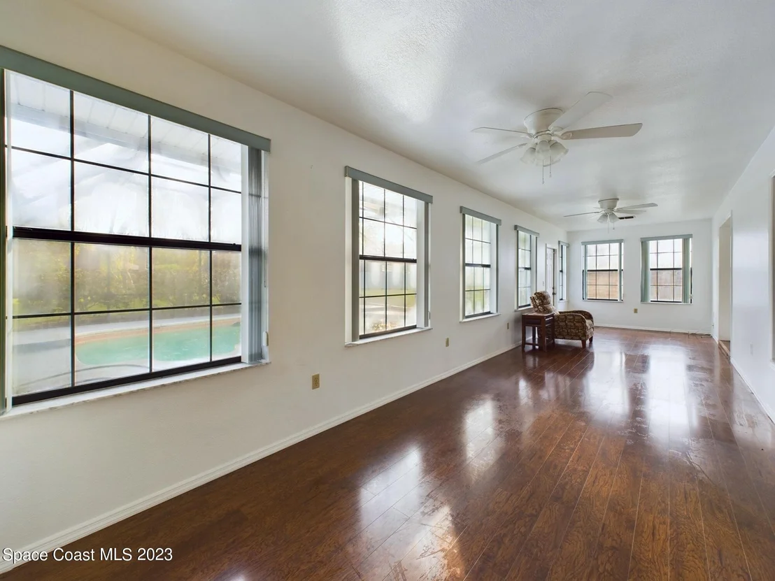 Photo of 1015 Timbergreen Drive