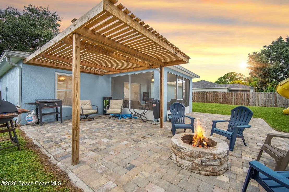 Photo of 7215 Achilles Road