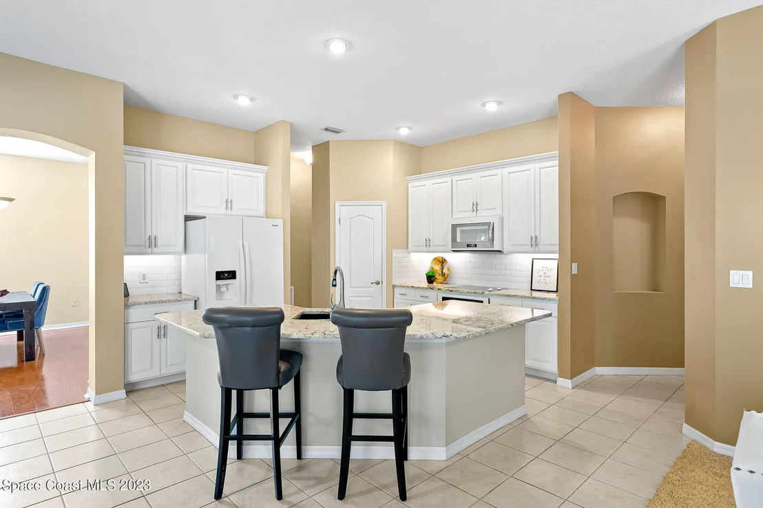 Photo of 6037 Arlington Circle