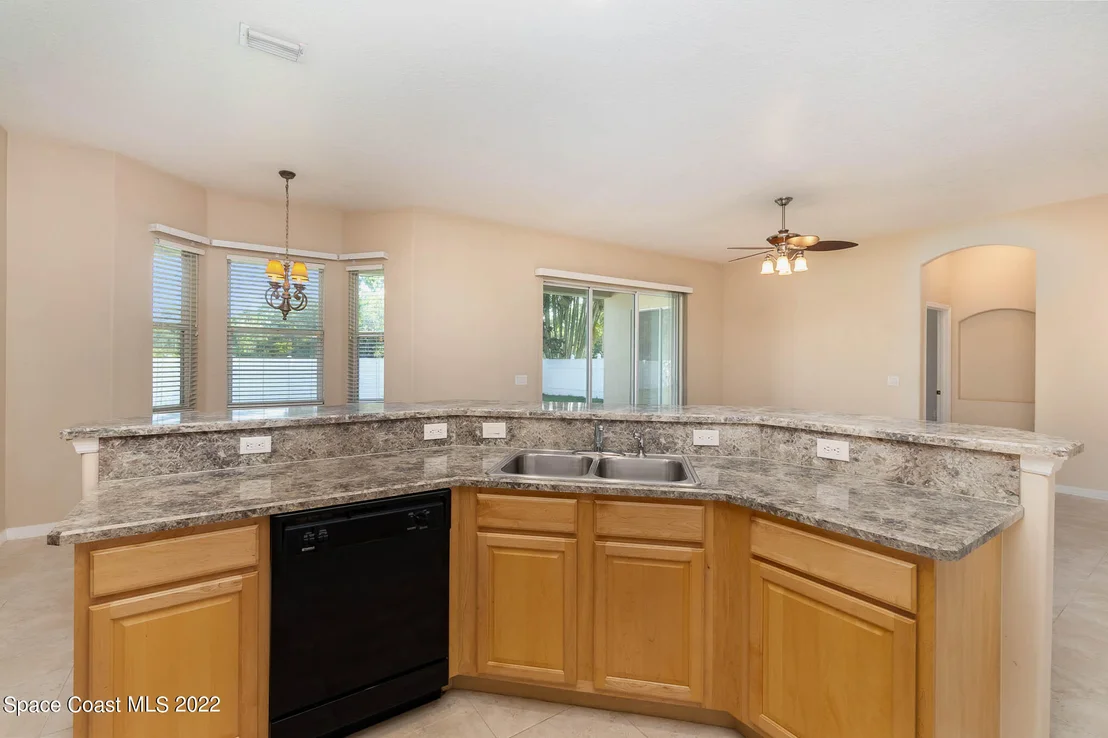 Photo of 1561 Whitman Drive