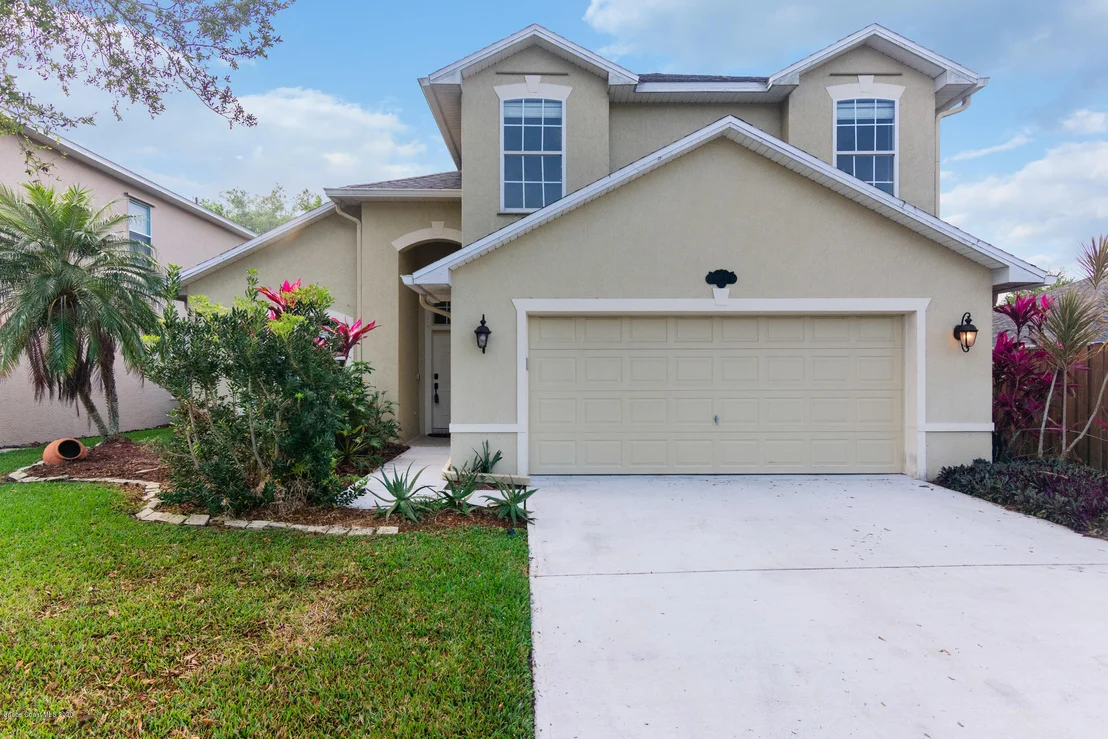 Photo of 2081 Stratford Pointe Drive