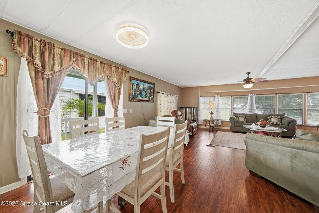 Photo of 511 Jennifer Circle