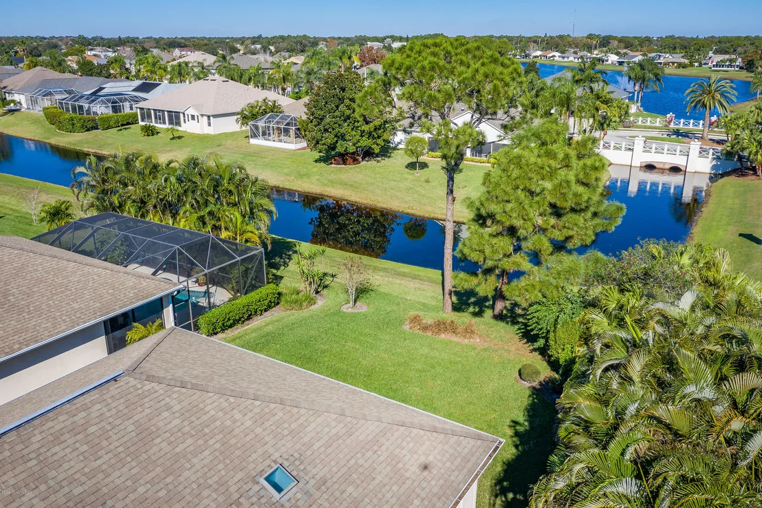 Photo of 876 Suntree Woods Drive