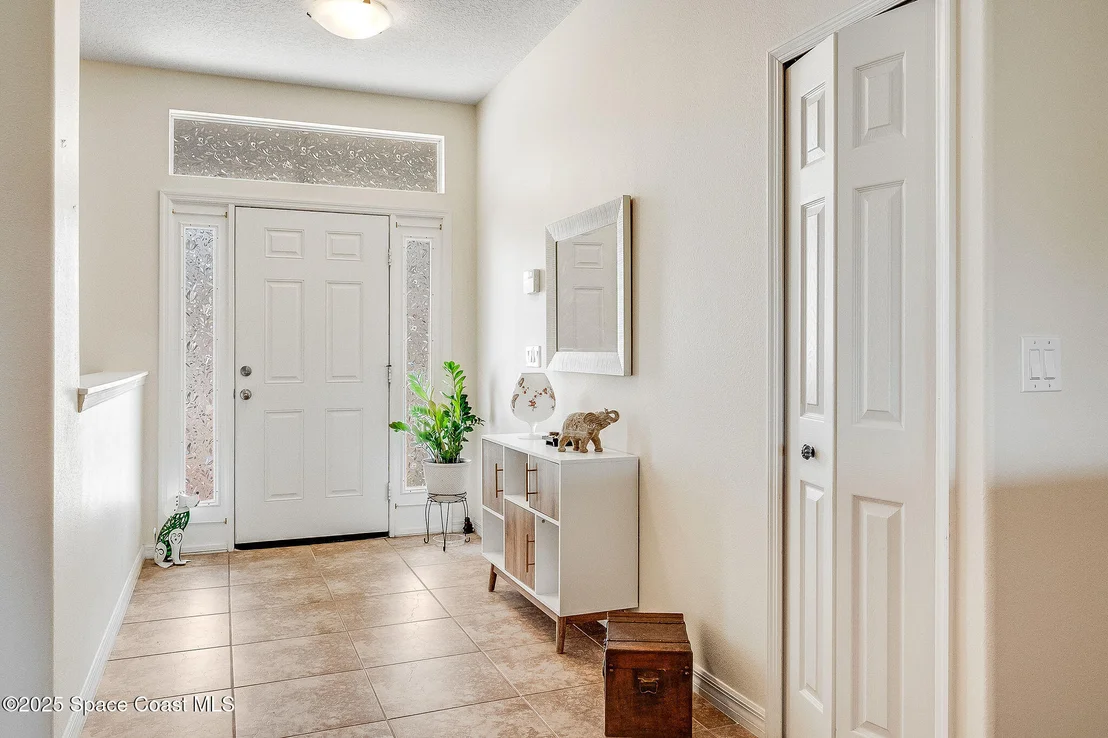 Photo of 1137 Morgan Circle NE