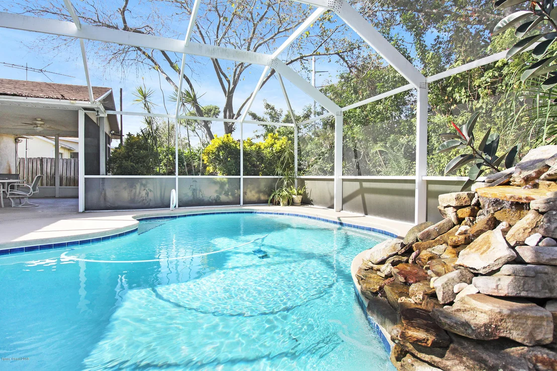 Photo of 922 Jamestown Drive