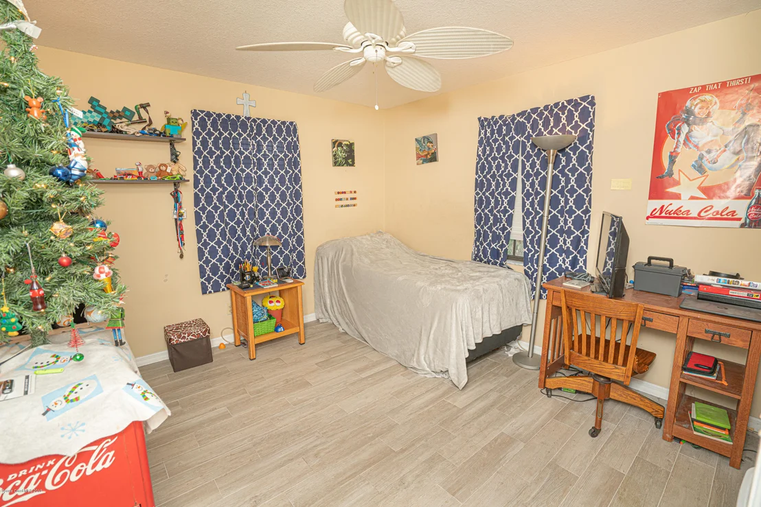 Photo of 843 Landsdowne Drive