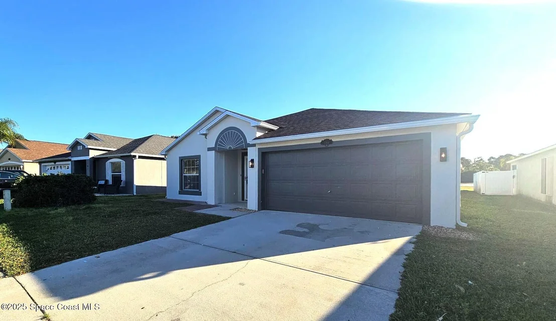 Photo of 2264 Bayhill Drive