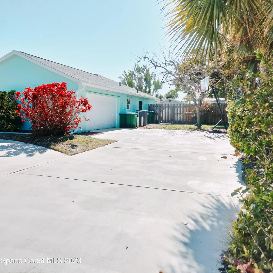 Photo of 322 Hibiscus Trail