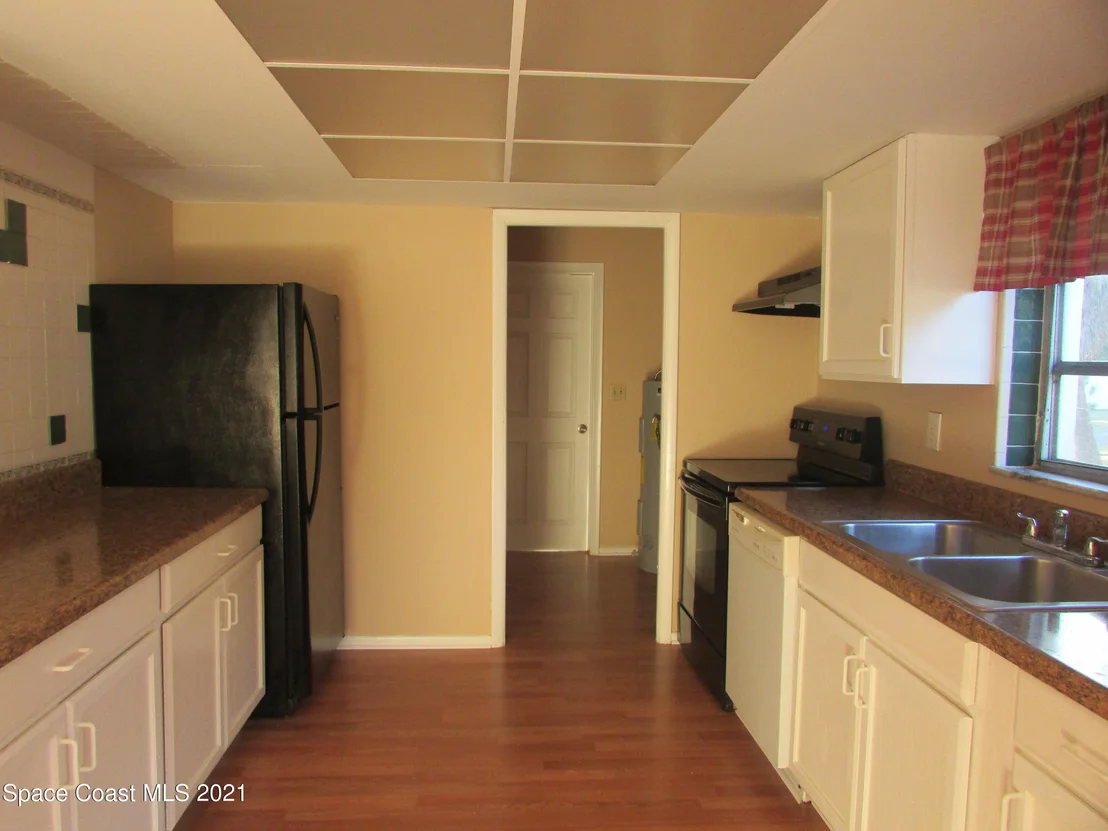 Photo of 1229 Wild Rose Drive NE