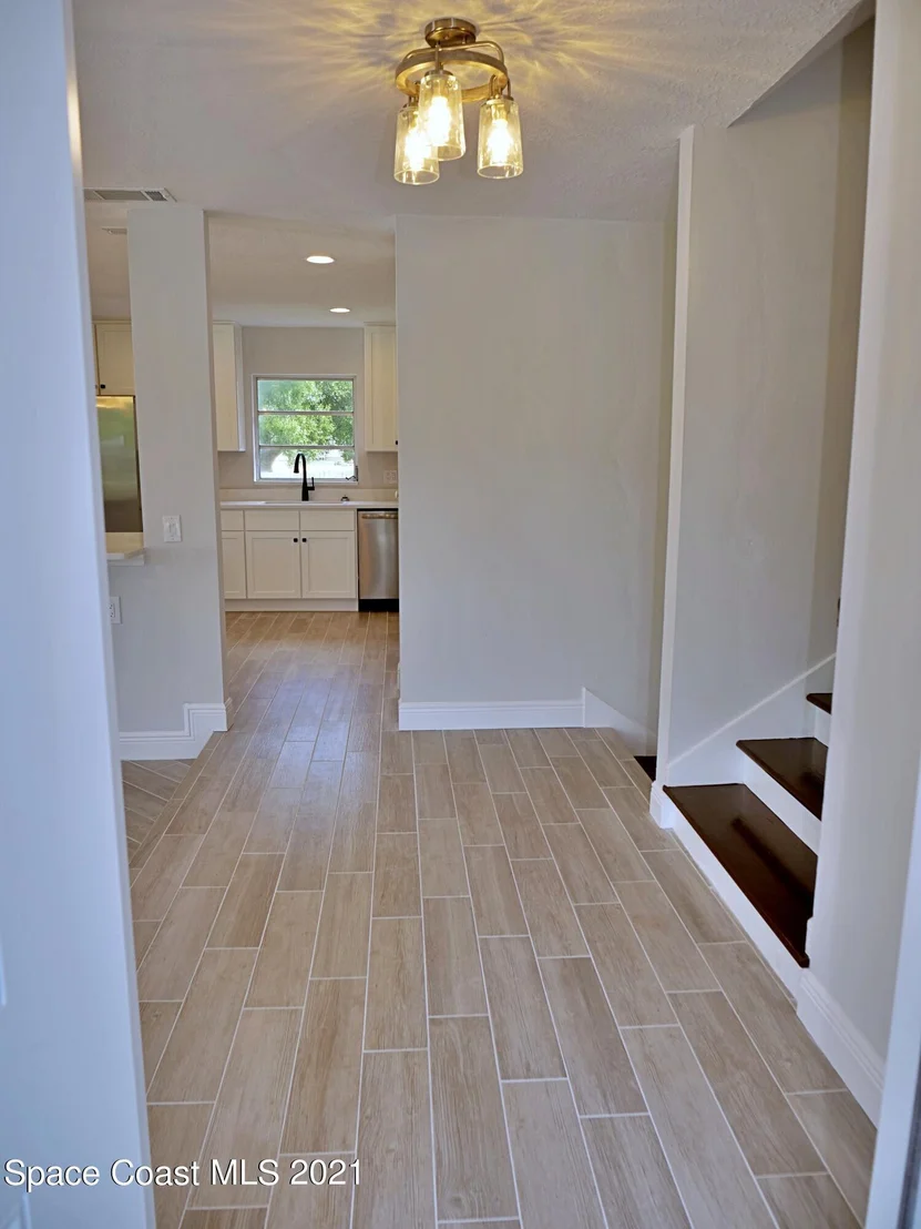 Photo of 1728 Golfview Drive
