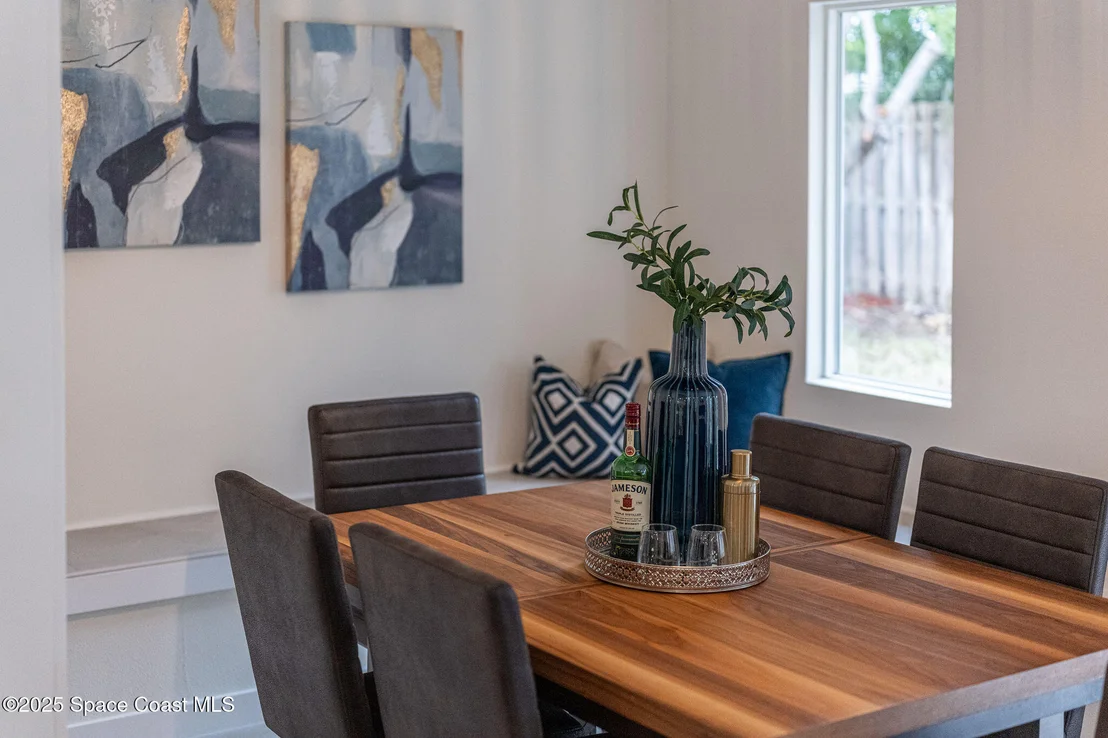 Photo of 124 Uranus Court