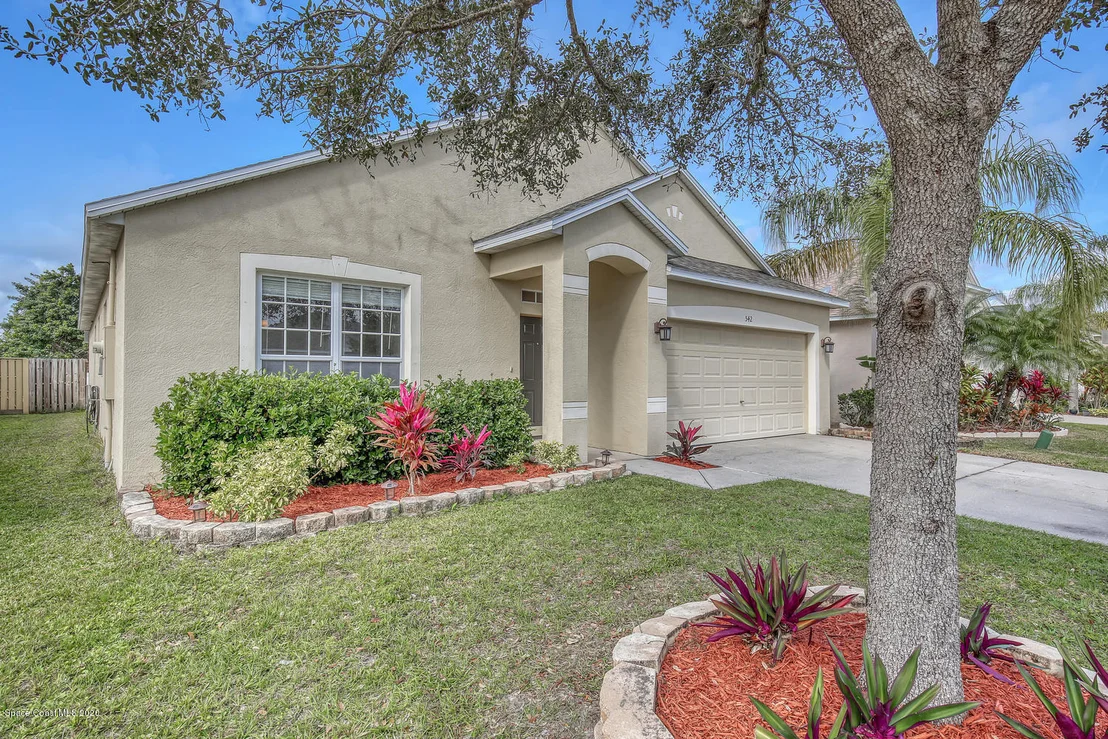 Photo of 542 Cressa Circle
