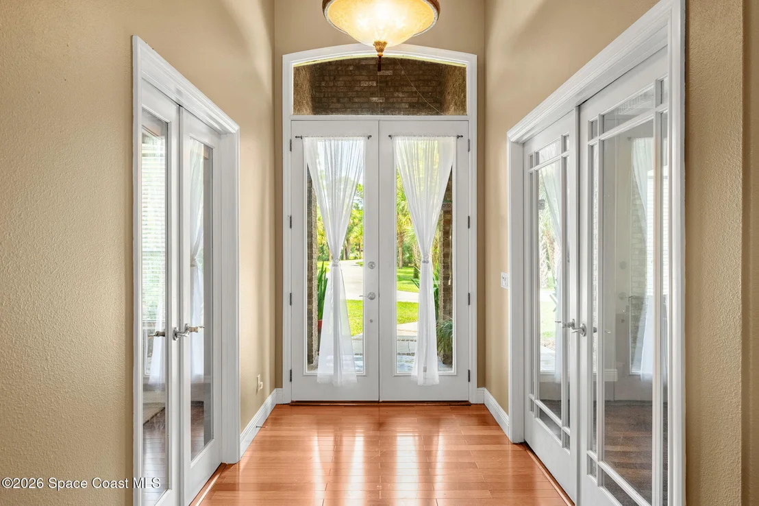 Photo of 5453 The Willows Drive