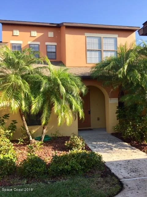 Photo of Unit 106 at 995 Luminary Circle