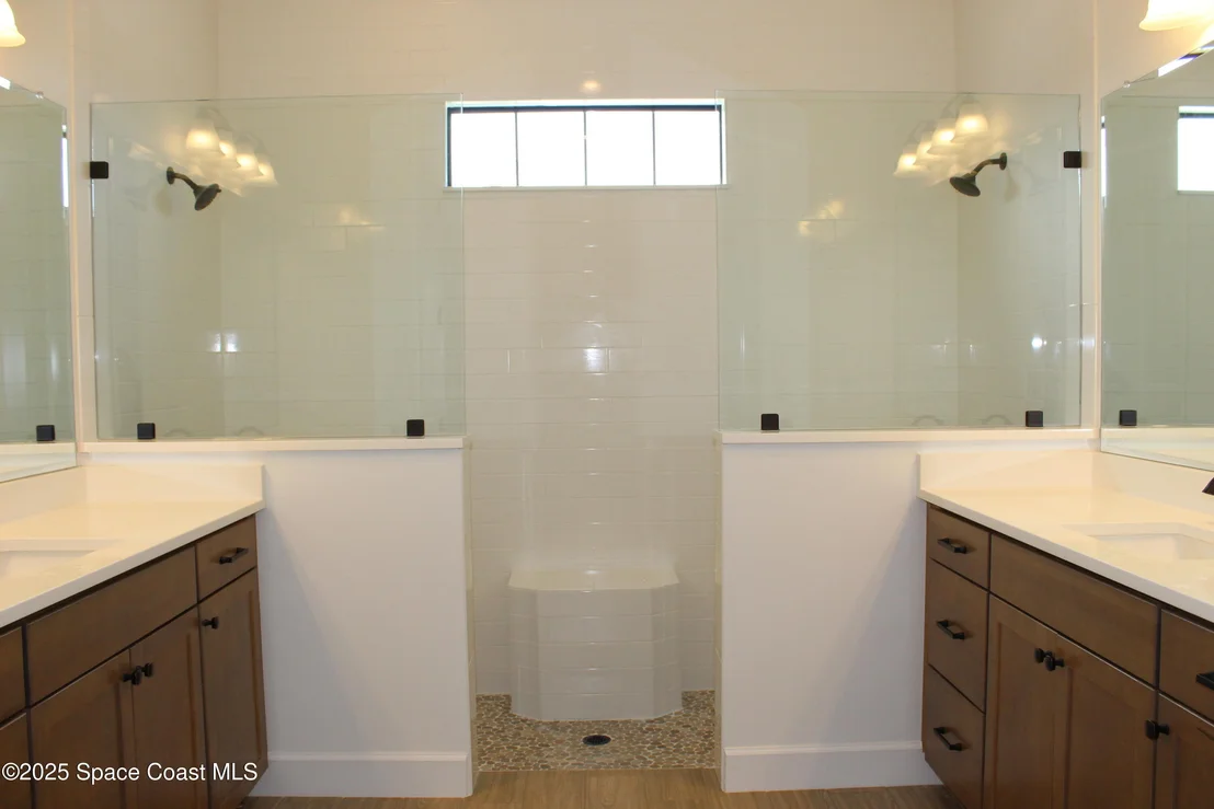 Photo of 2447 Spur Drive