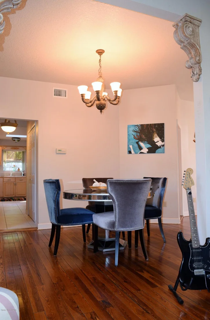 Photo of 25 Floridelphia Avenue