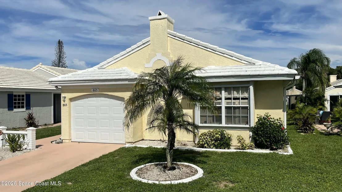 Photo of 865 Bracken Terrace NE
