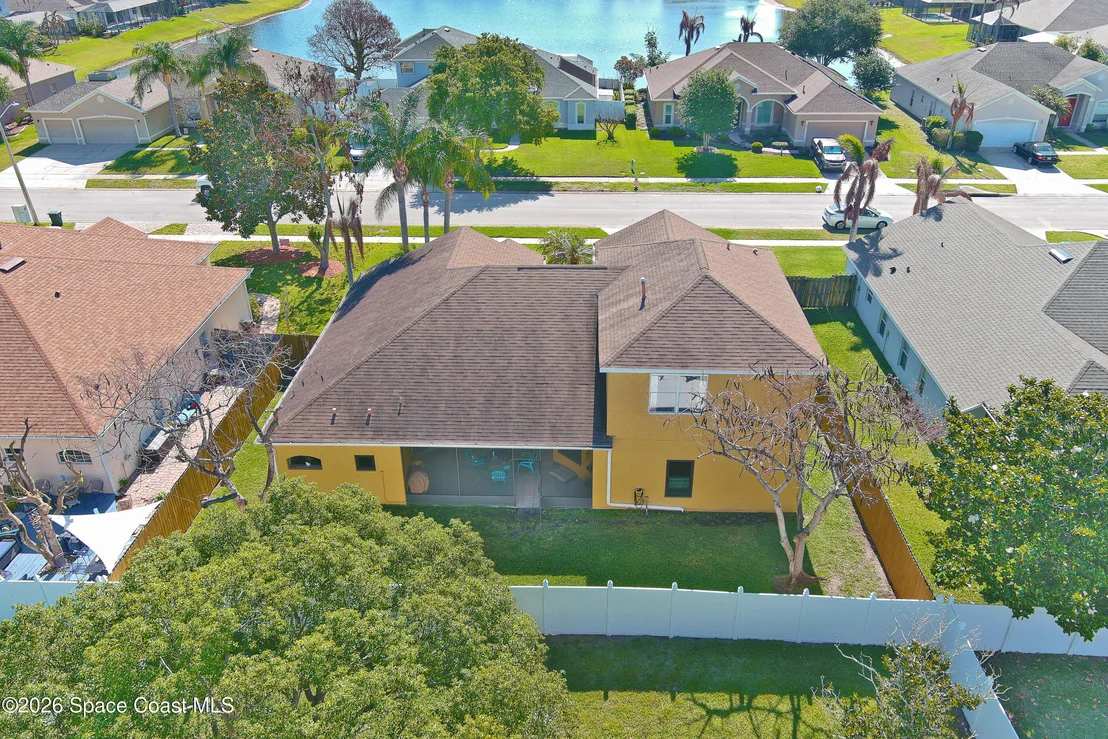 Photo of 394 Tunbridge Drive