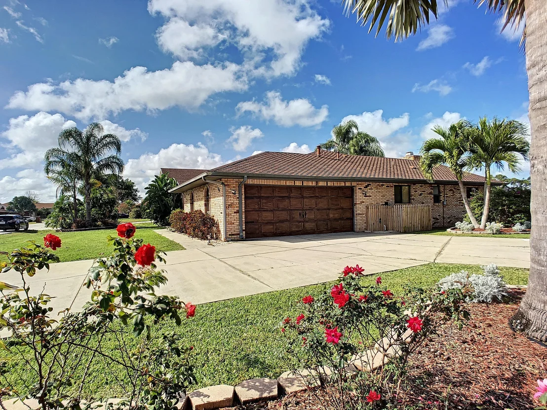 Photo of 164 Palm Circle