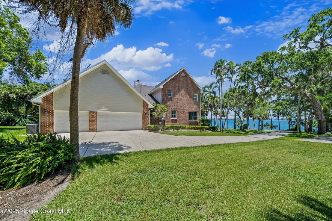 Photo of 1407 Rockledge Drive