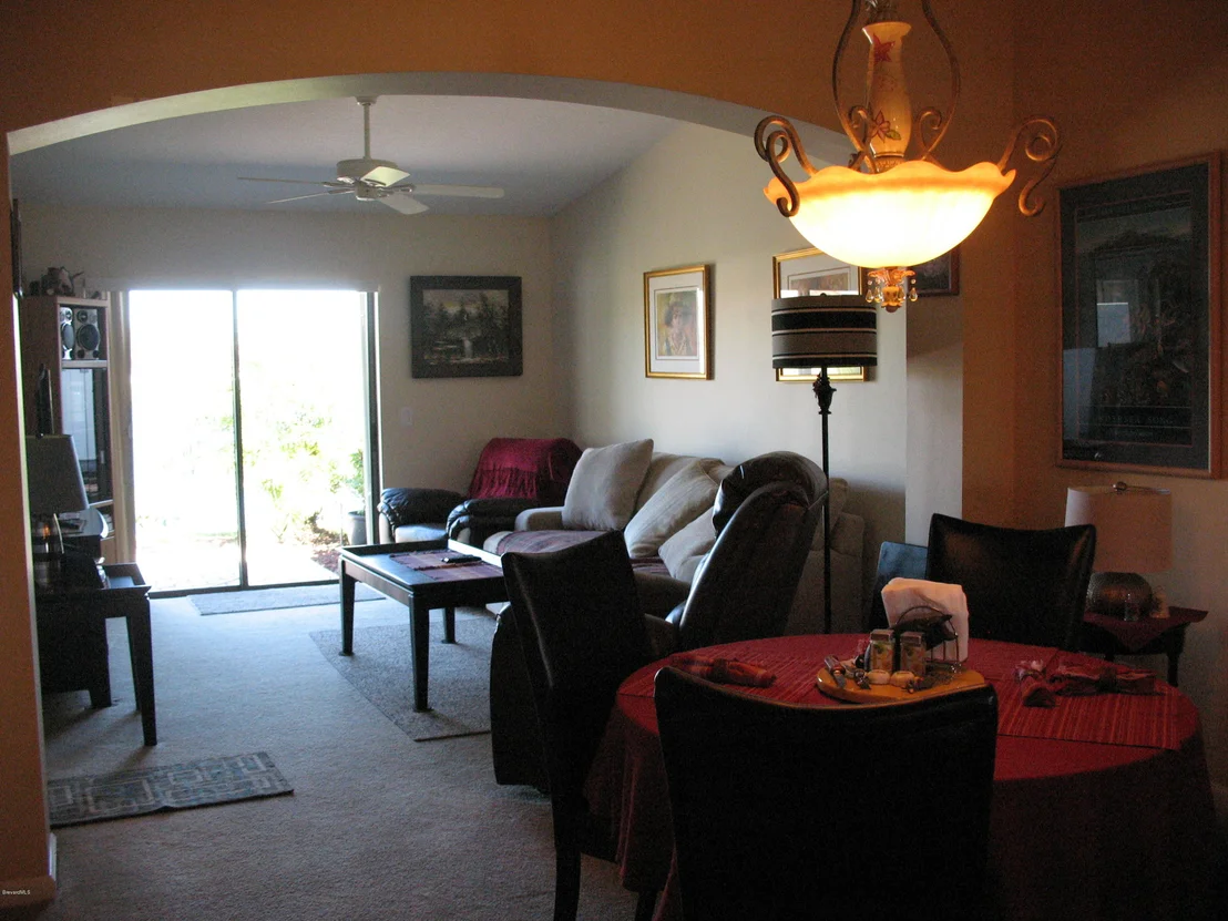 Photo of Unit 105 at 975 Luminary Circle