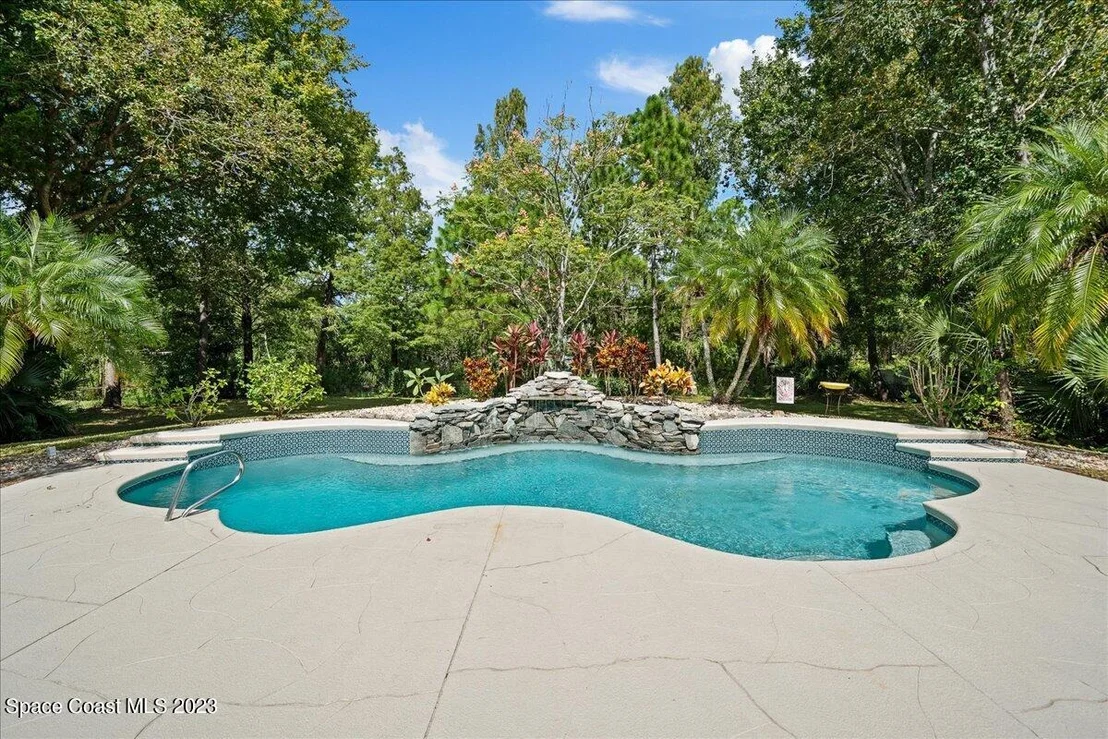 Photo of 5030 Timber Lane Drive