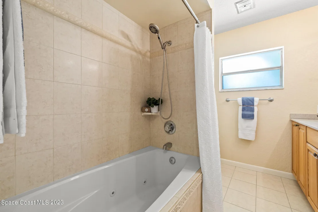Photo of 605 Bimini Road
