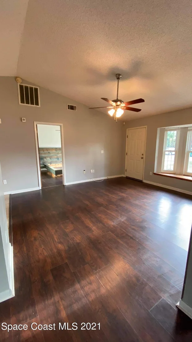 Photo of 6433 Harold Avenue