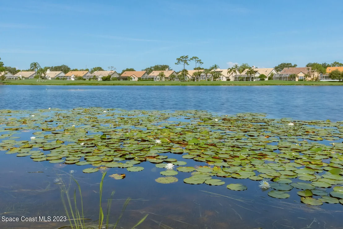 Photo of 986 Somerset Lane
