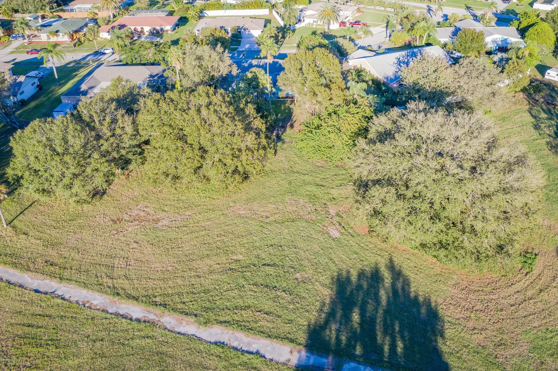 Photo of 920 Waialae Circle NE
