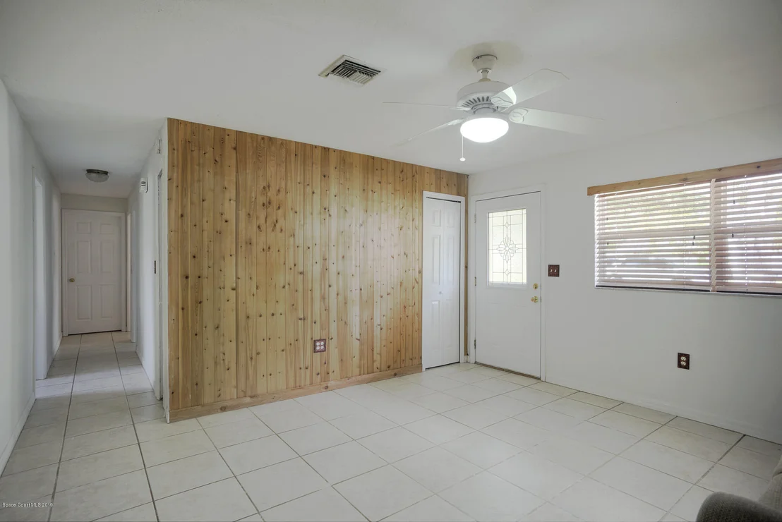 Photo of 109 Elm Street