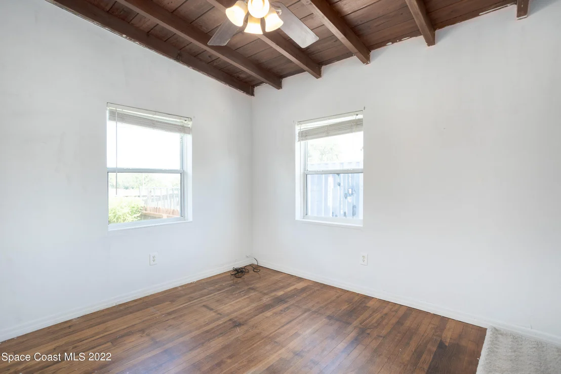 Photo of 207 Albert Avenue