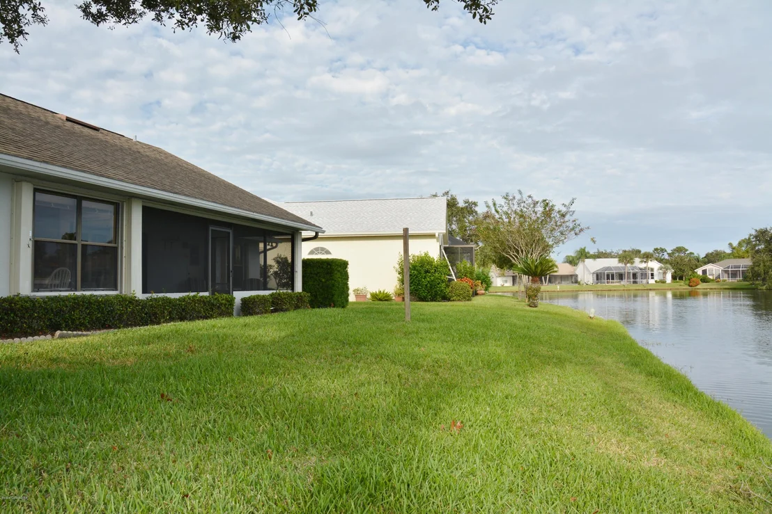 Photo of 1044 Fieldstone Drive