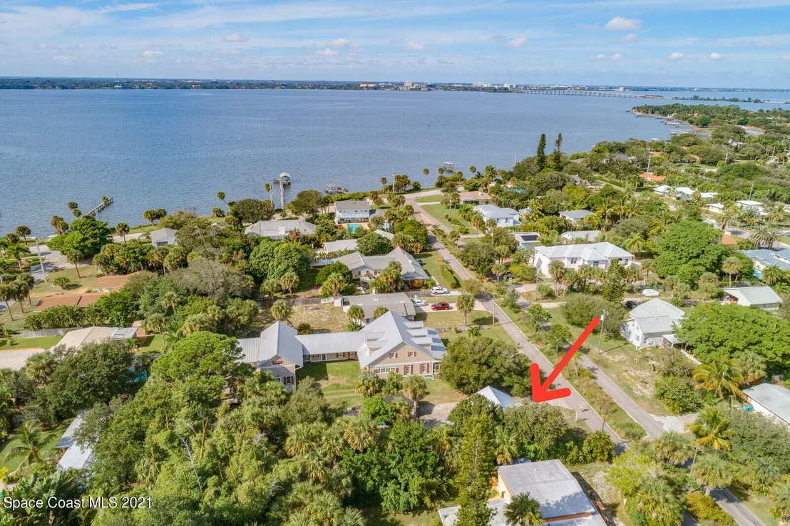 Photo of 527 Sunset Boulevard