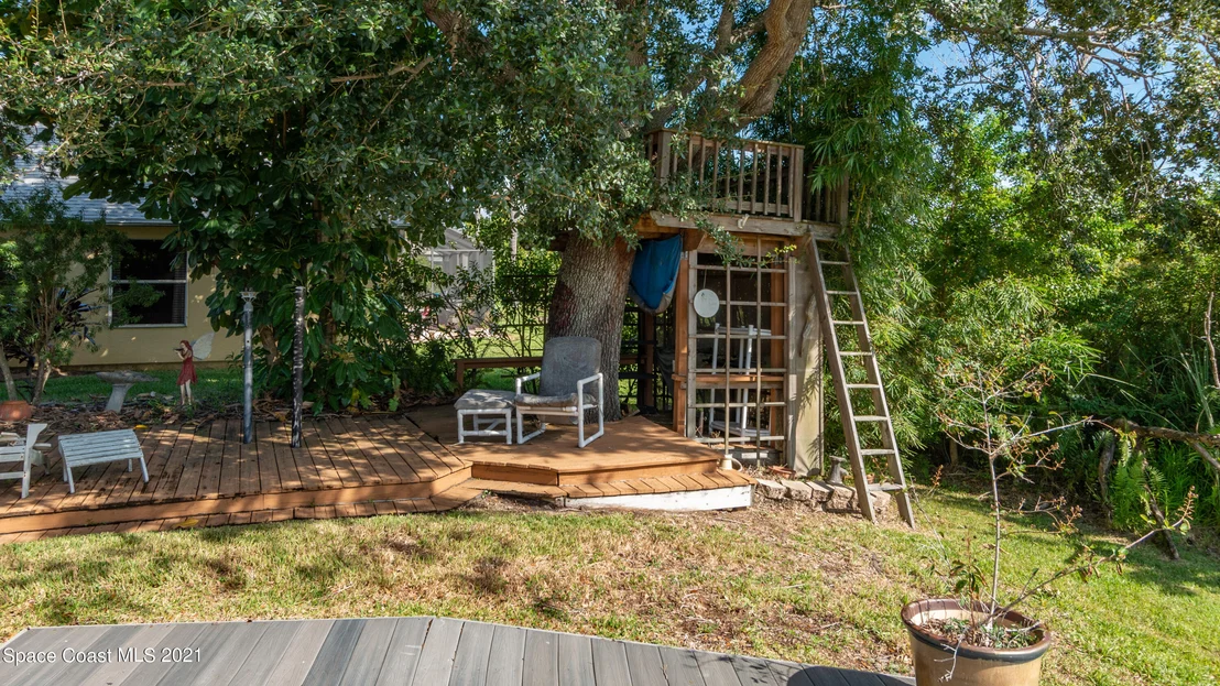 Photo of 960 Wildwood Drive