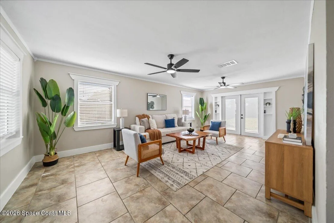 Photo of 937 Brunswick Lane