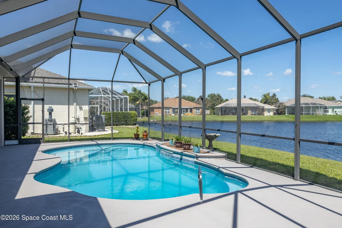 Photo of 4757 Alamanda Drive