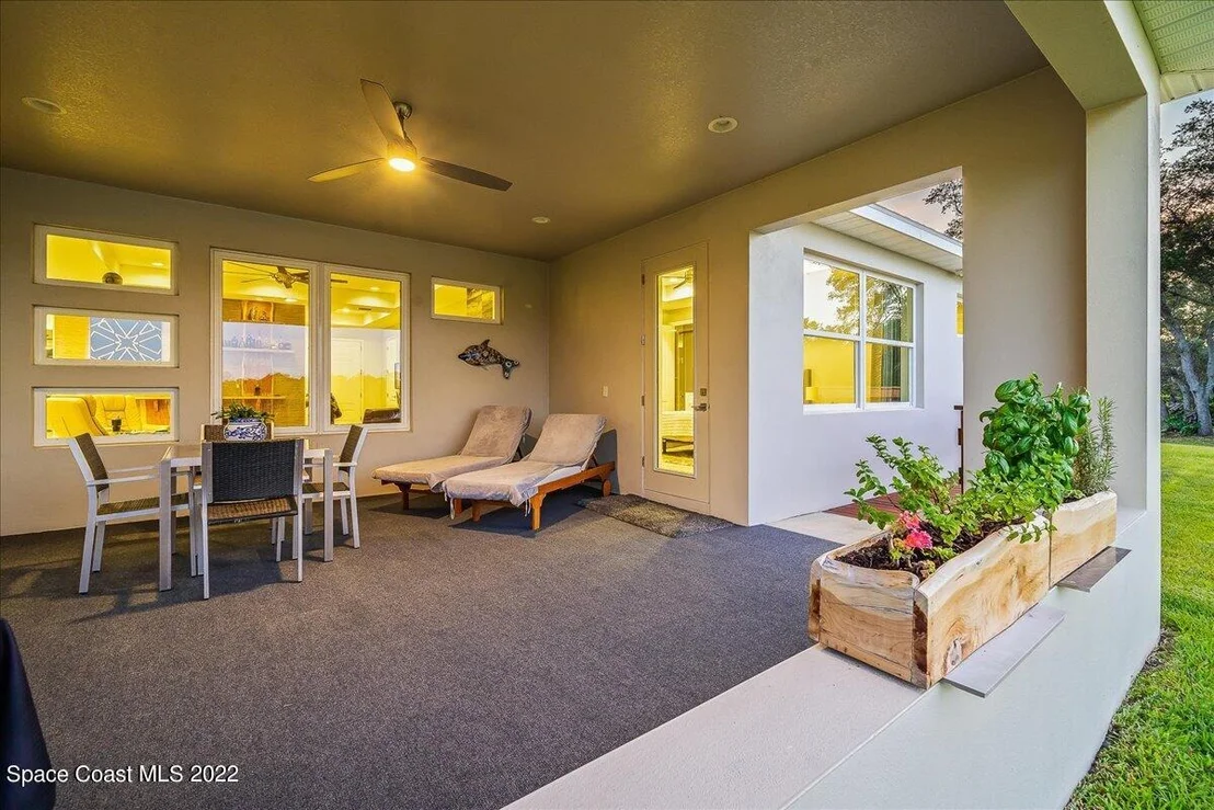 Photo of 1493 Weir Street