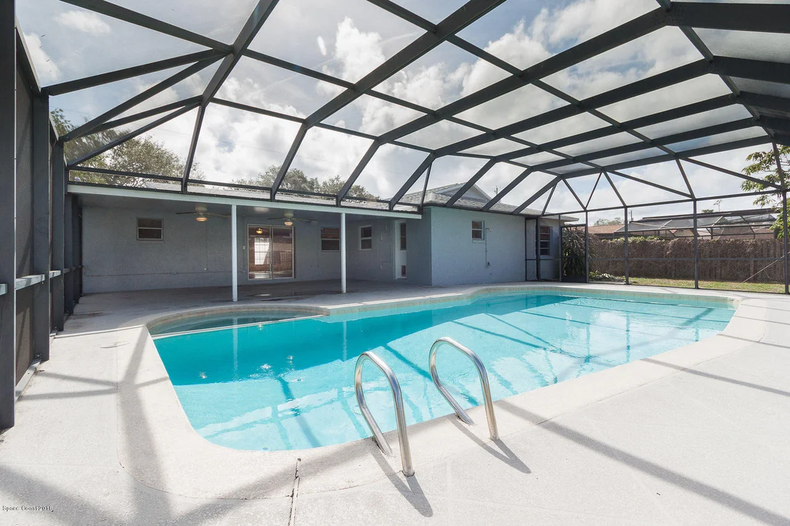 Photo of 1020 Sycamore Drive