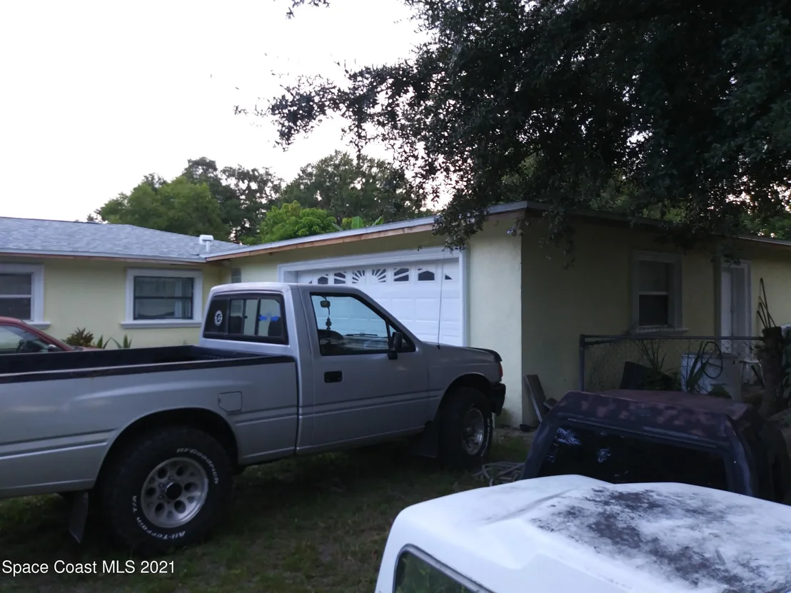 Photo of 227 Lincoln Road