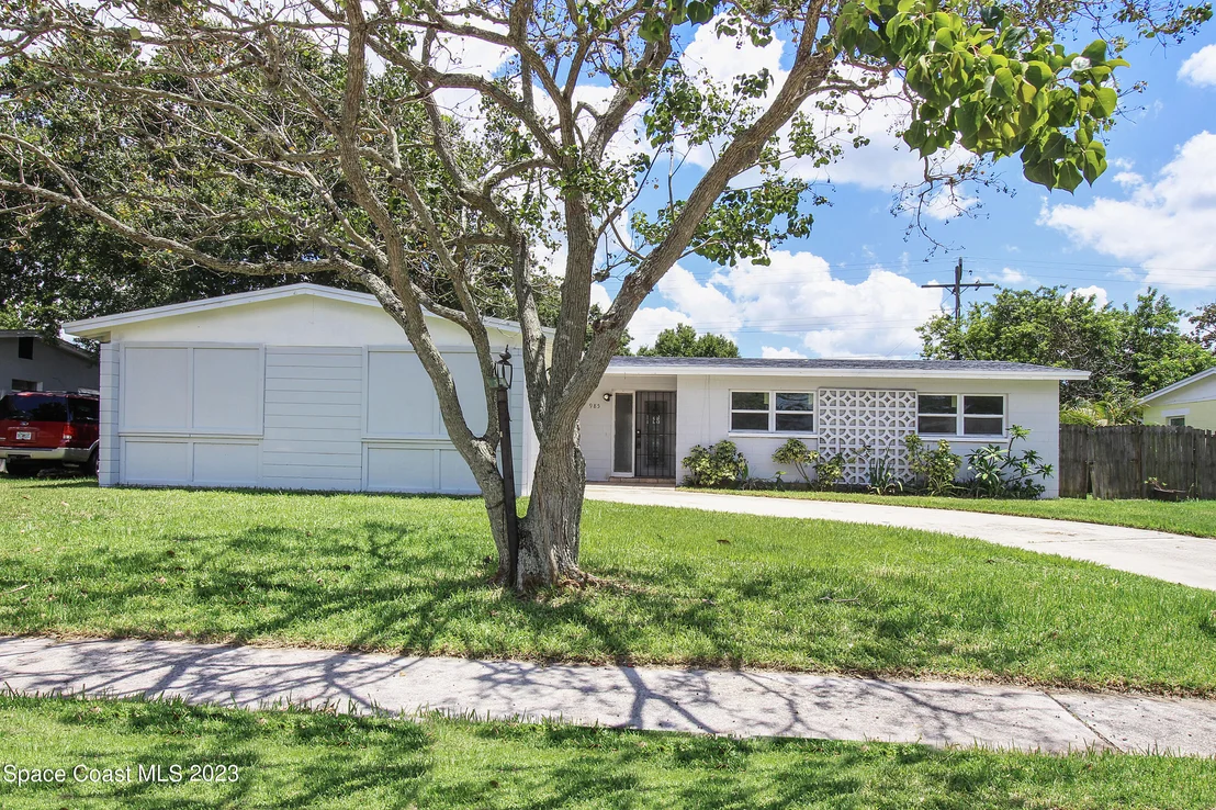 Photo of 985 Palmer Street