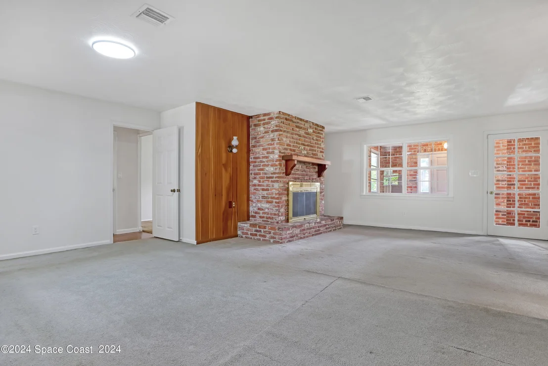 Photo of 3580 Burkholm Road