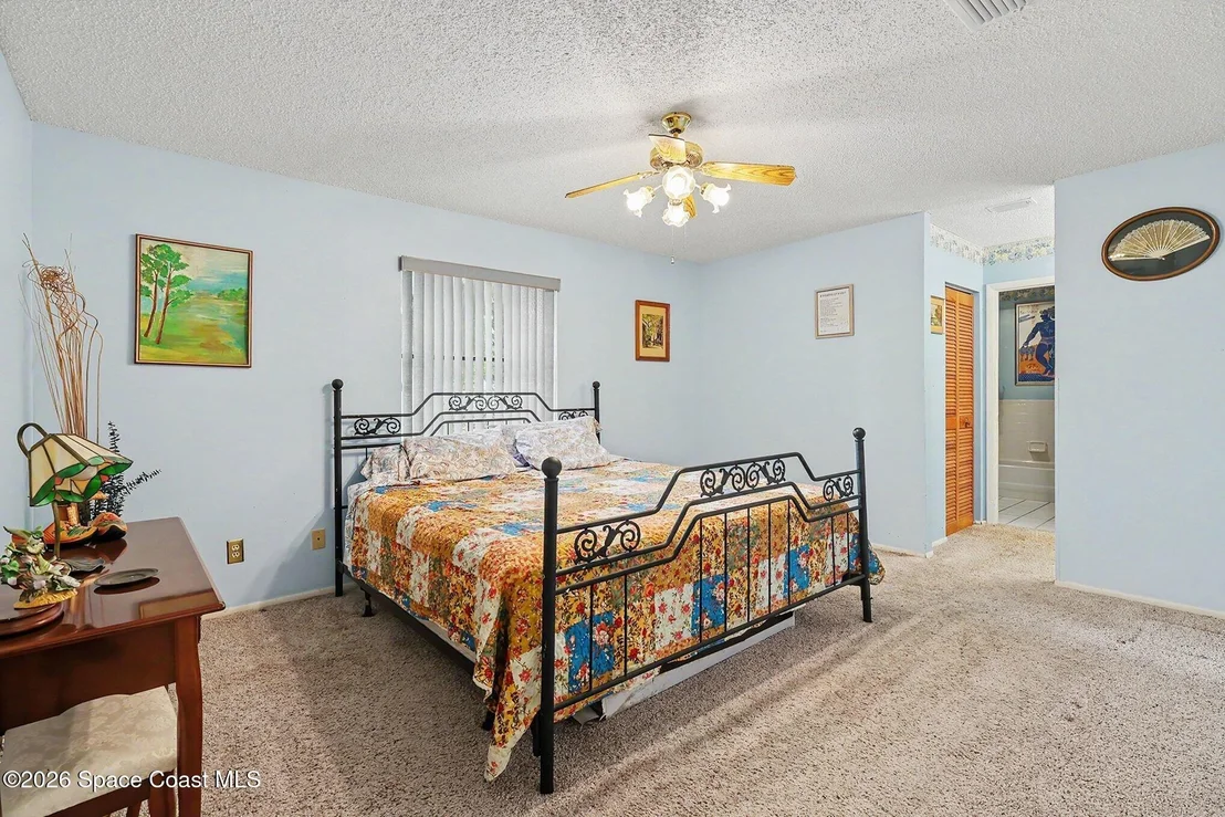 Photo of 1354 Eldron Boulevard SE