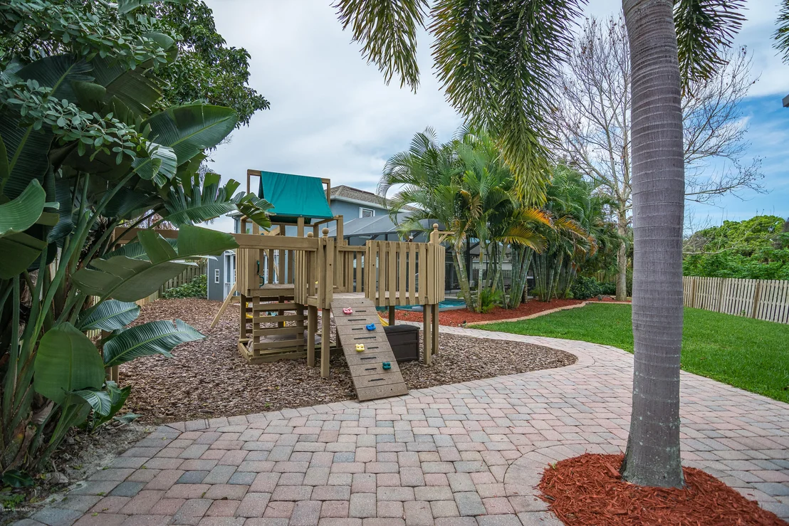 Photo of 2238 Spring Creek Circle NE